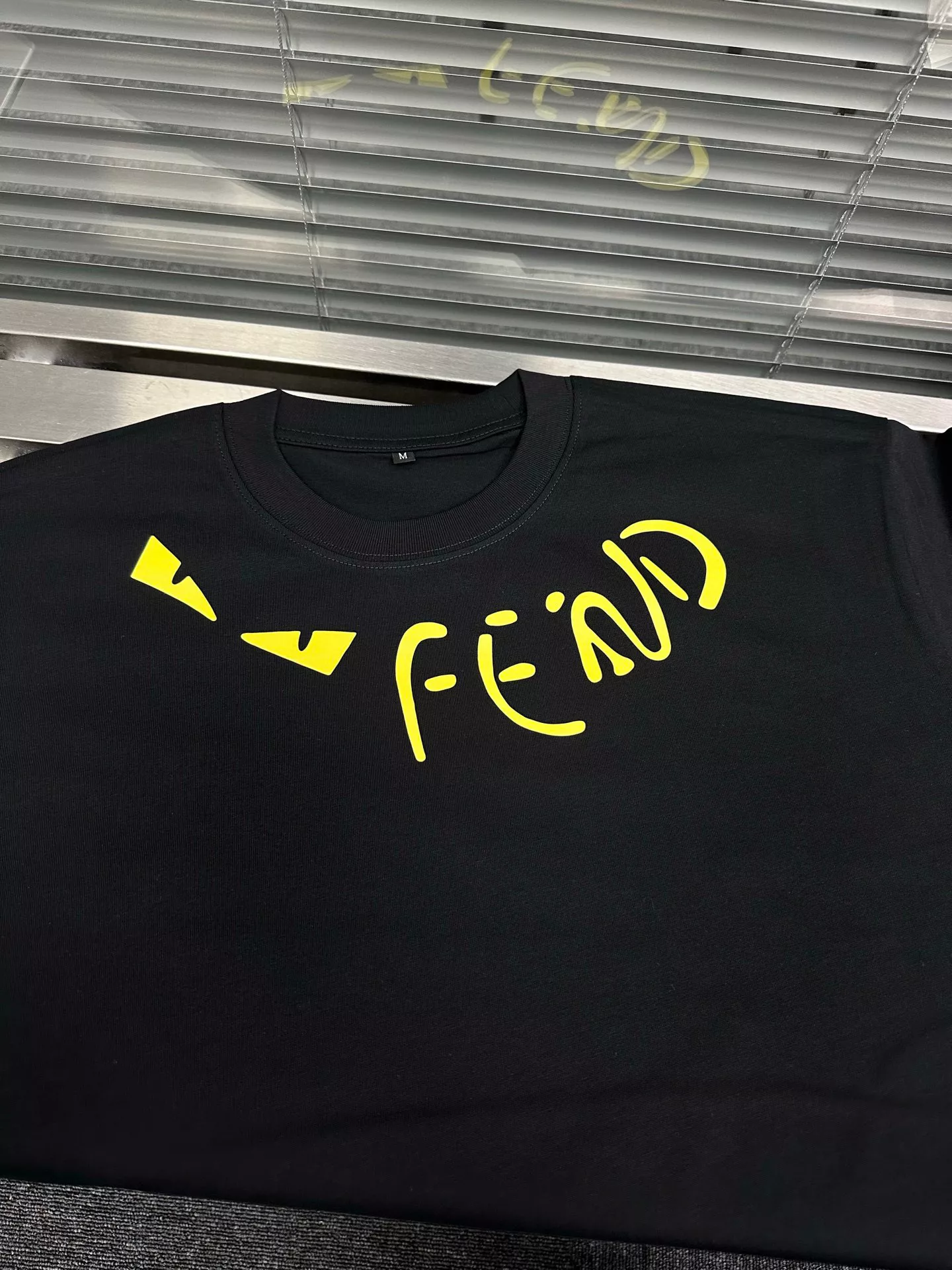 Fendi T-Shirts Short Sleeved For Unisex Lightweight 7248