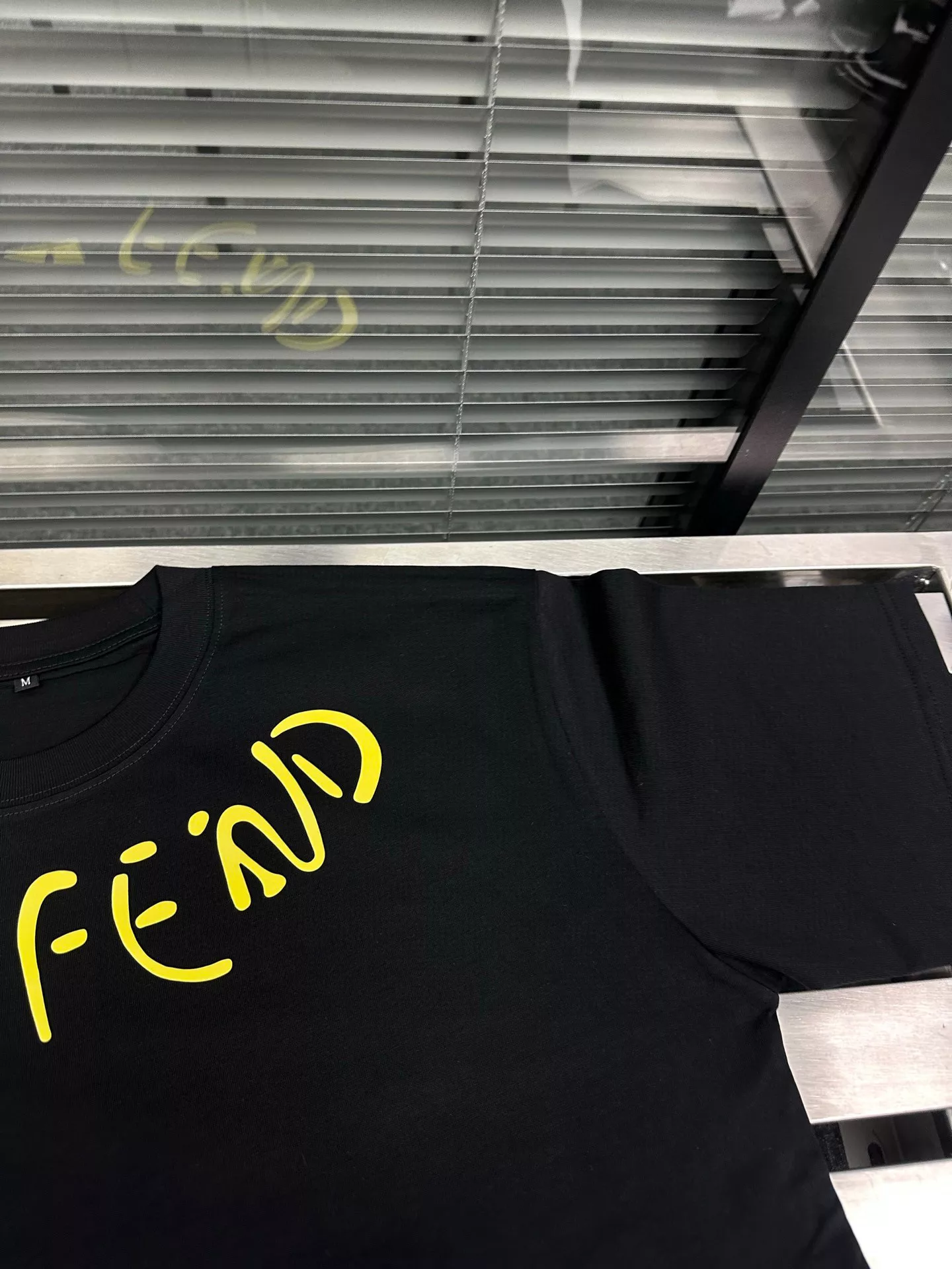 Fendi T-Shirts Short Sleeved For Unisex Lightweight 7248