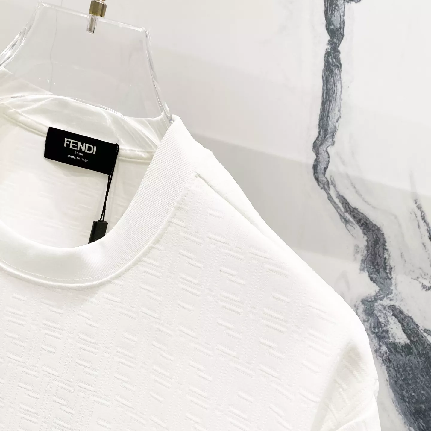 Fendi T-Shirts Short Sleeved For Unisex Minimalist 4511
