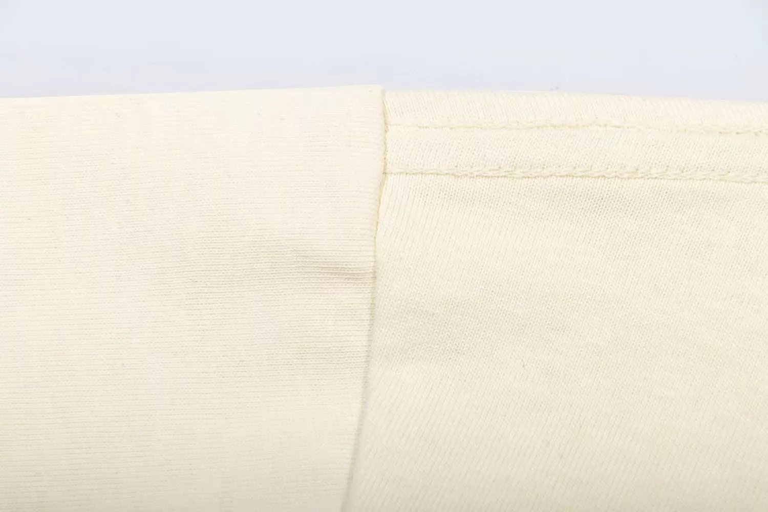 Fendi T-Shirts Short Sleeved For Unisex Modern 4604