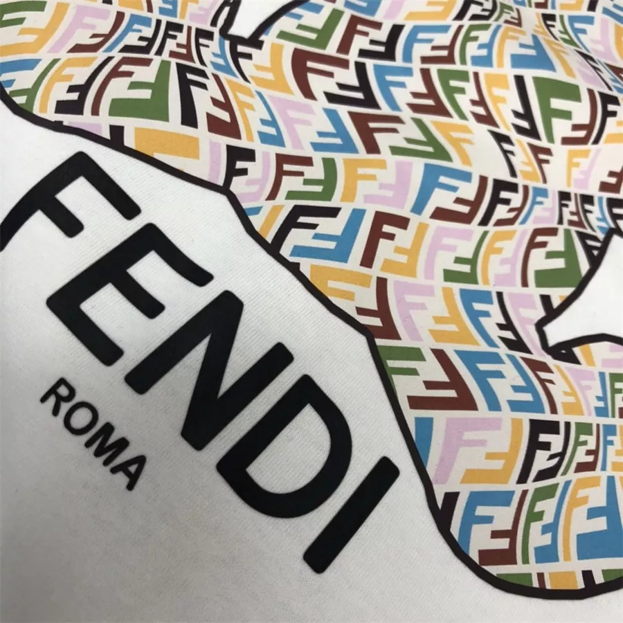 Fendi T-Shirts Short Sleeved For Unisex Sleek 8897