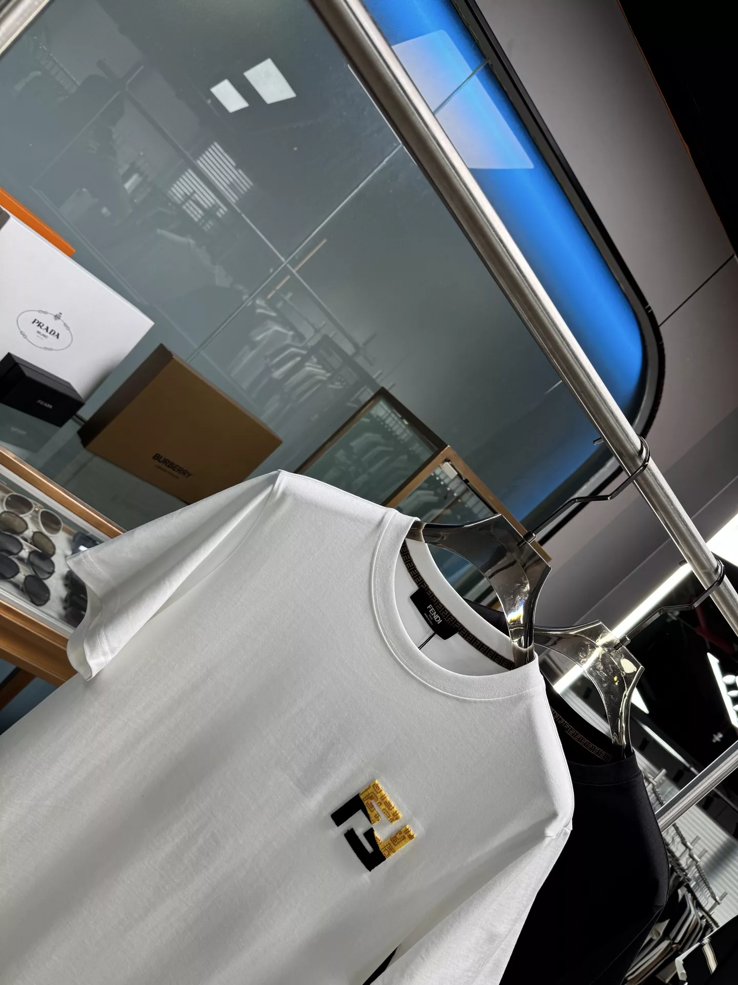 Fendi T-Shirts Short Sleeved For Unisex Timeless 1416