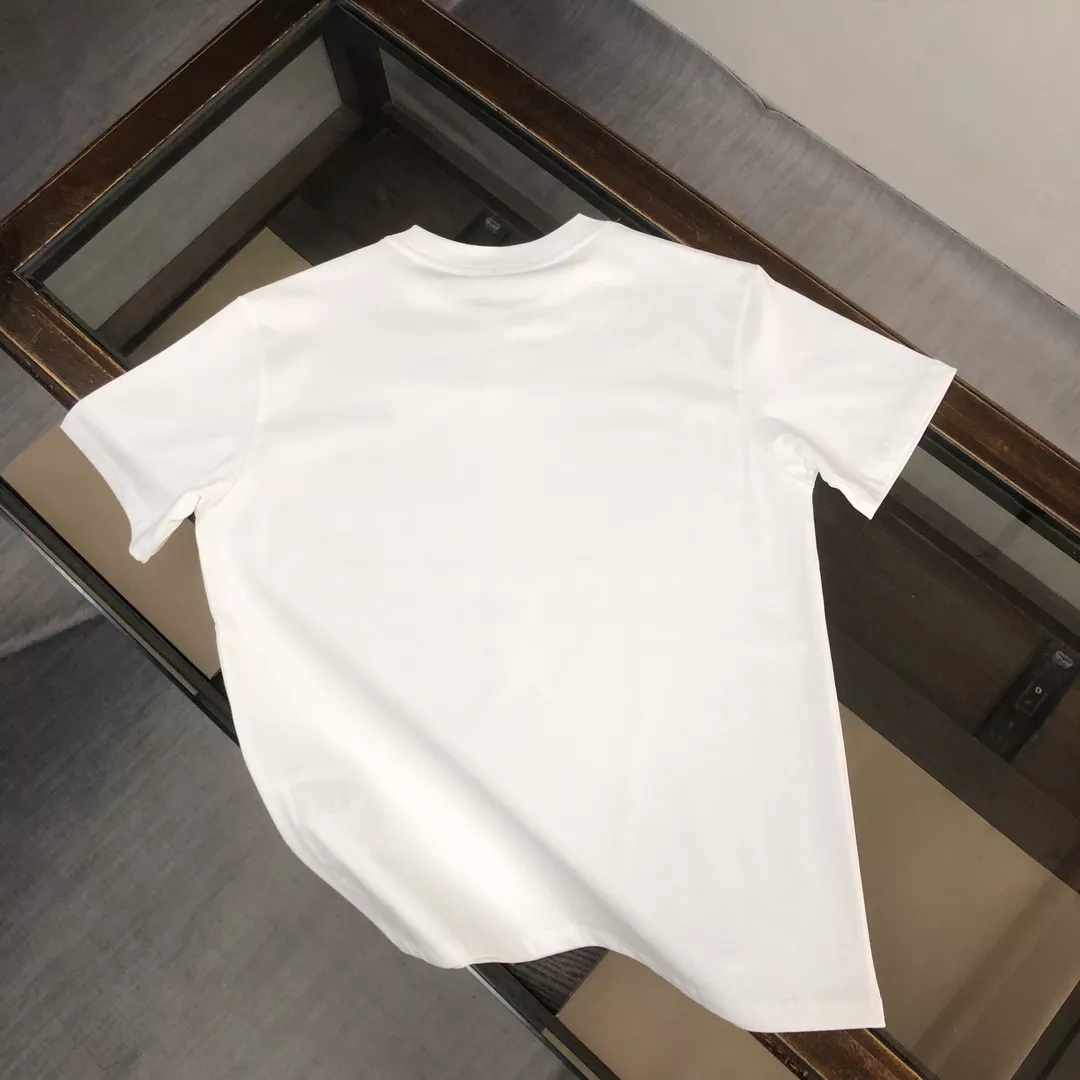 Fendi T-Shirts Short Sleeved For Unisex Trendsetting 9720