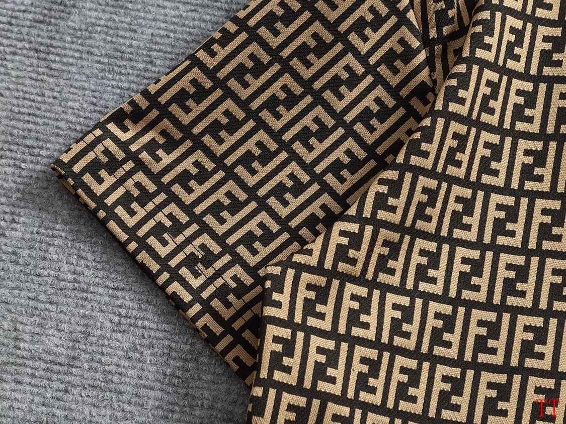 Fendi T-Shirts Short Sleeved For Unisex Trendy 1039