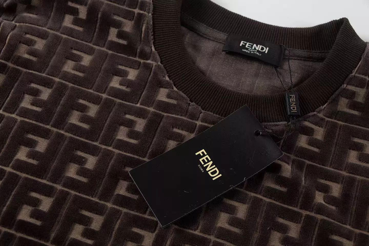 Fendi T-Shirts Short Sleeved For Unisex UrbanStyle 1431