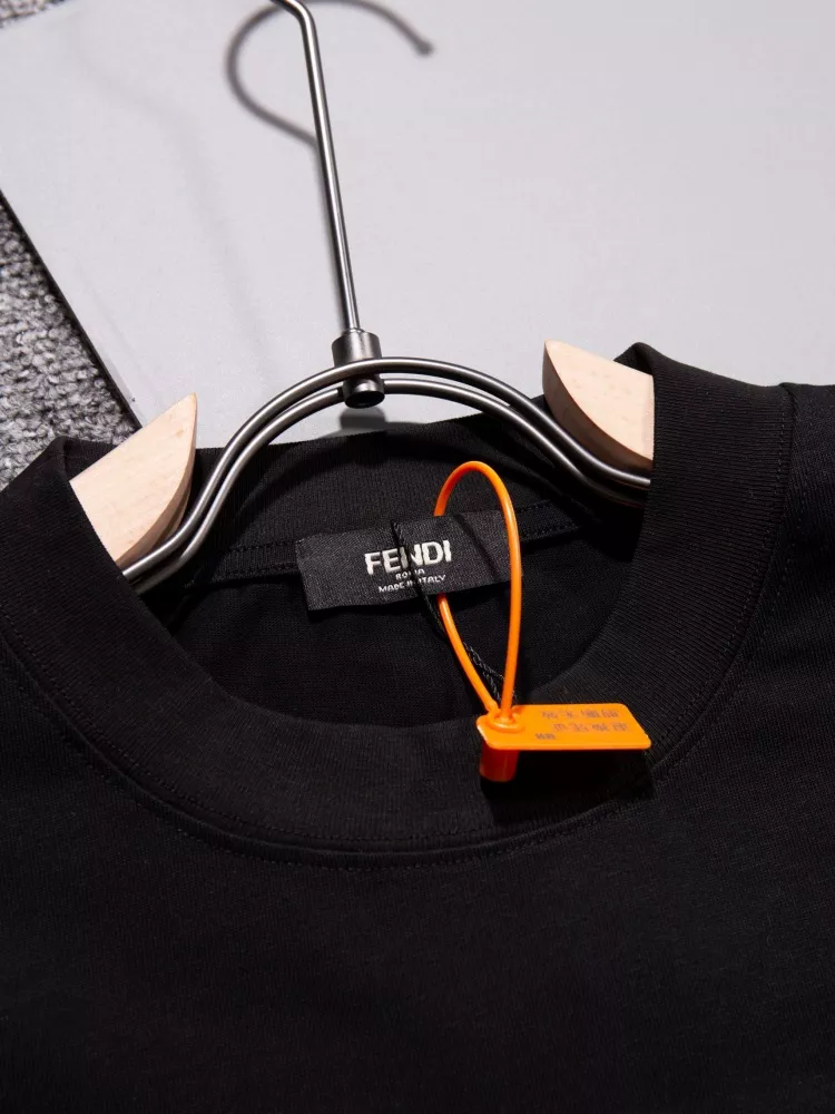 Fendi T-Shirts Short Sleeved For Unisex Versatile 2133