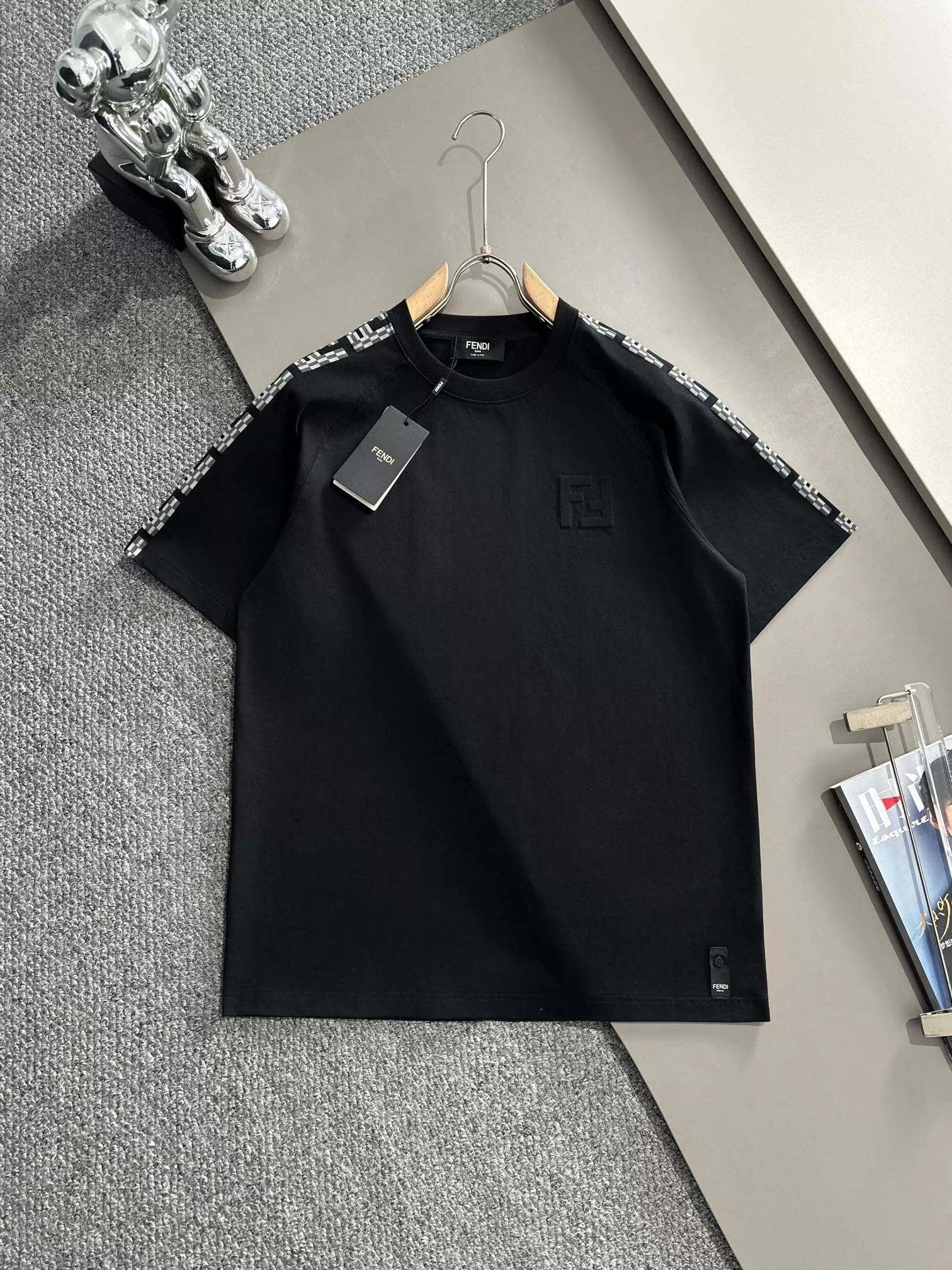 Fendi T-Shirts Short Sleeved For Unisex Vibrant 1891