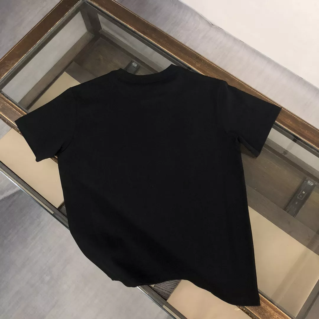 Fendi T-Shirts Short Sleeved For Unisex Vibrant 9043