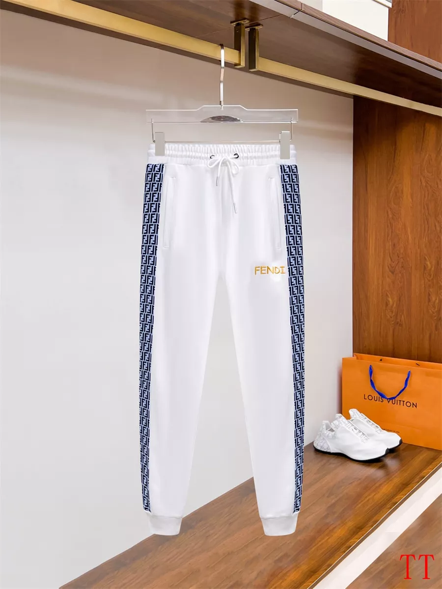 Fendi Tracksuits Long Sleeved For Men DailyWear 6308