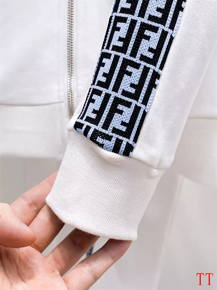 Fendi Tracksuits Long Sleeved For Men DailyWear 6308