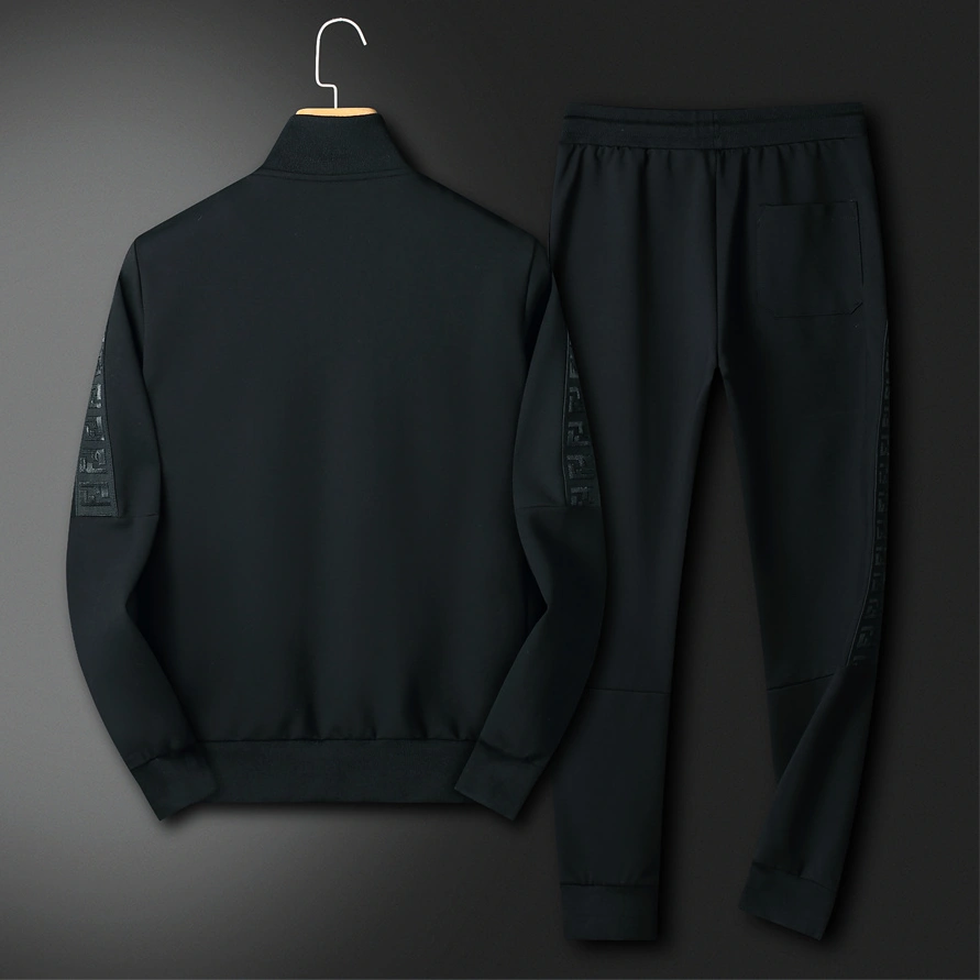 Fendi Tracksuits Long Sleeved For Men Flexible 6614