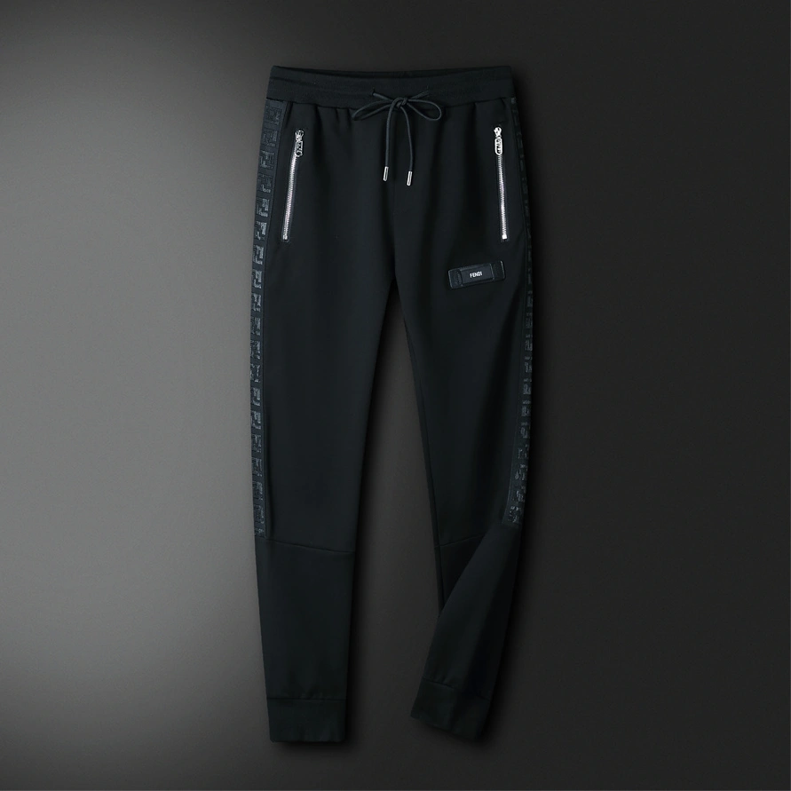 Fendi Tracksuits Long Sleeved For Men Flexible 6614