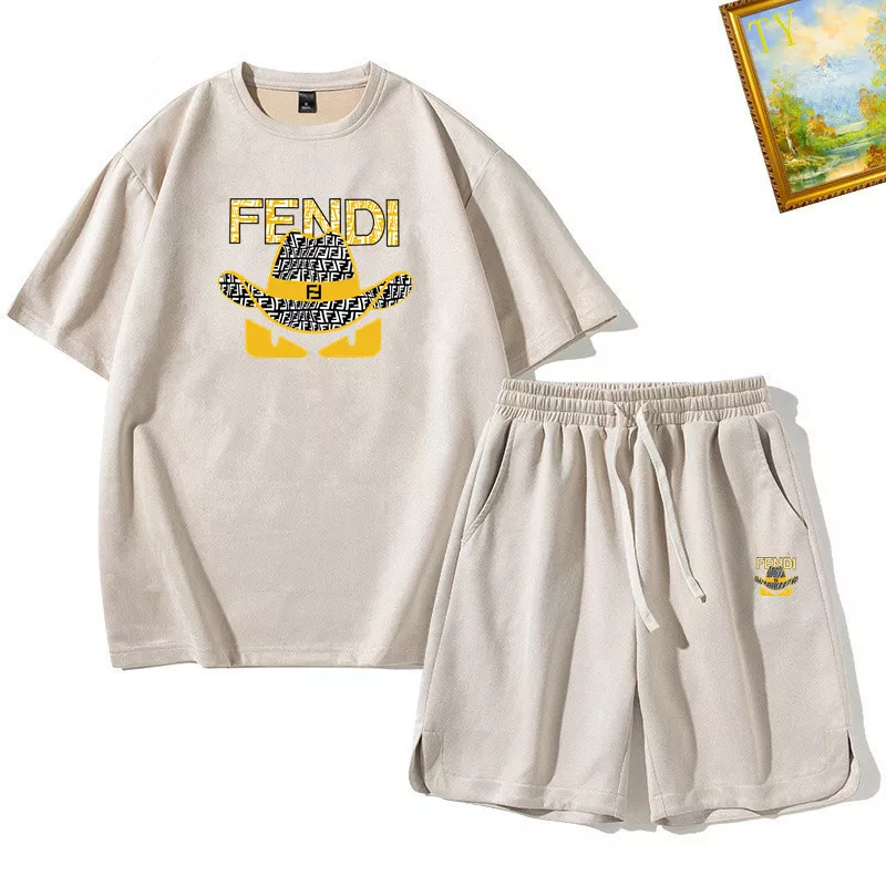 Fendi Tracksuits Short Sleeved For Men Cozy 7866