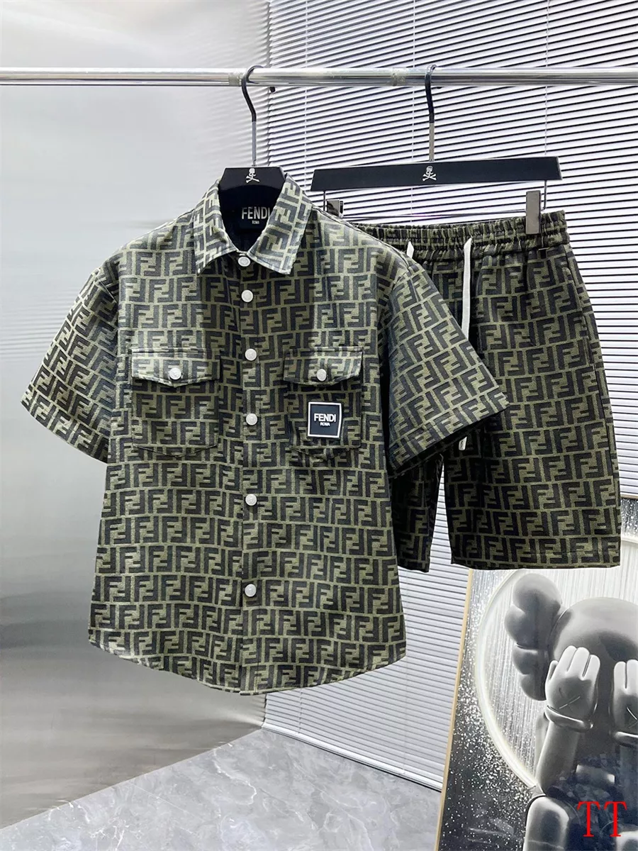 Fendi Tracksuits Short Sleeved For Men Functional 1910