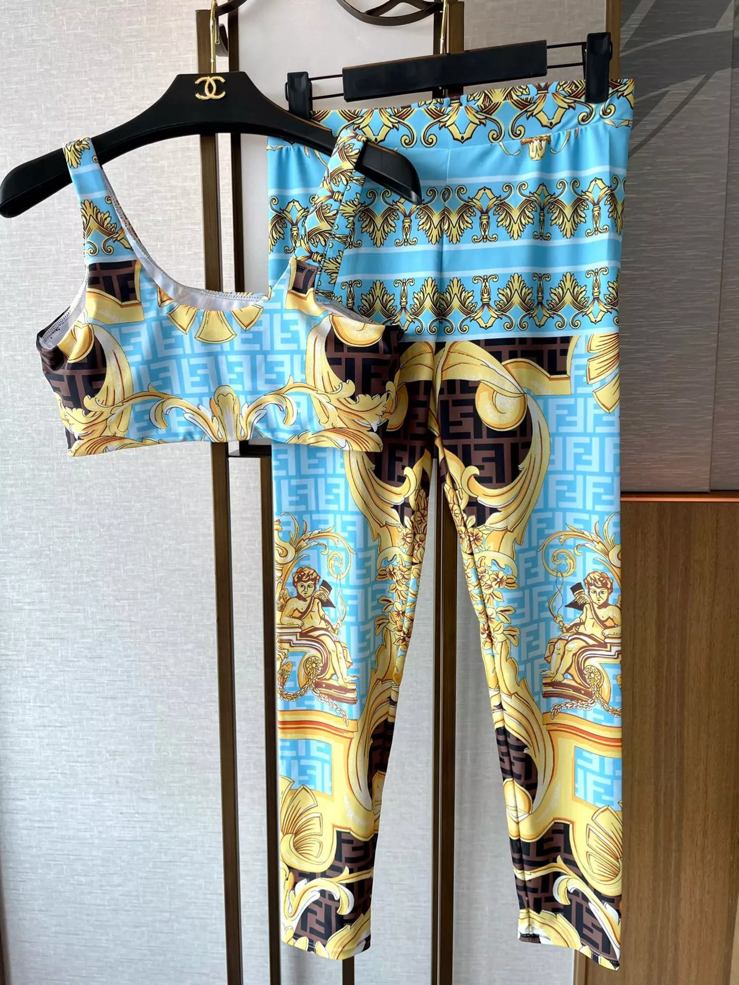 Fendi Tracksuits Sleeveless For Women EyeCatching 3745