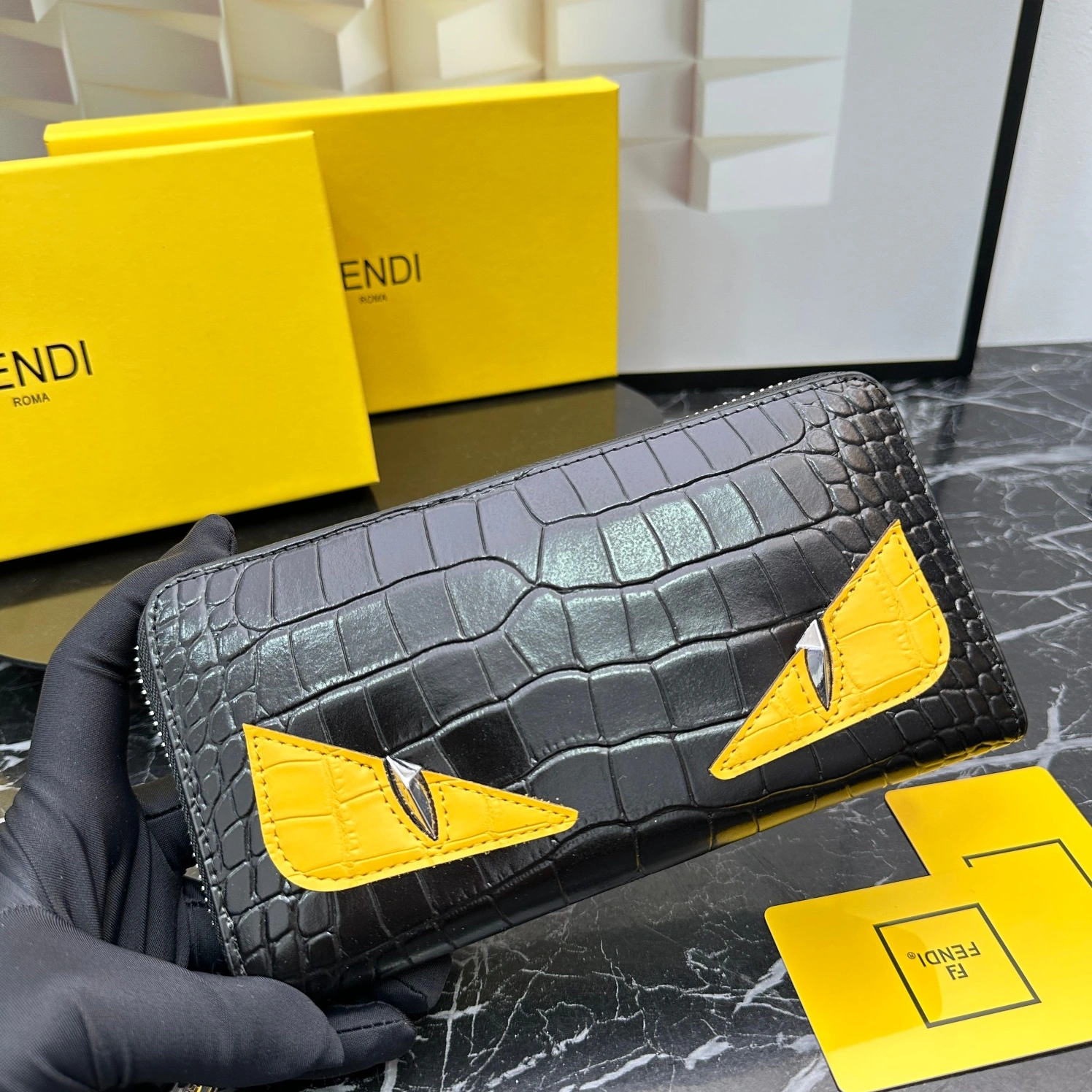Fendi Wallets For Unisex Refined 7676