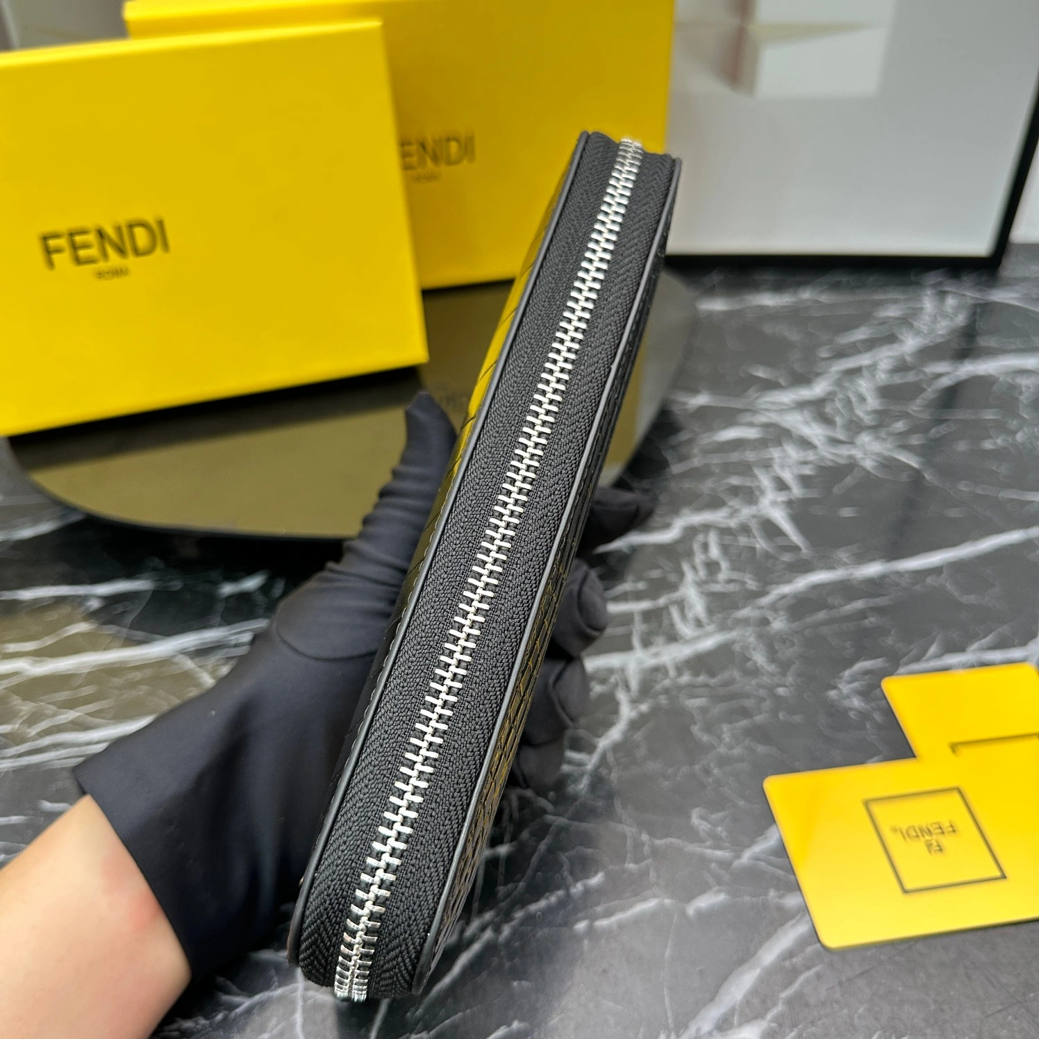 Fendi Wallets For Unisex Refined 7676