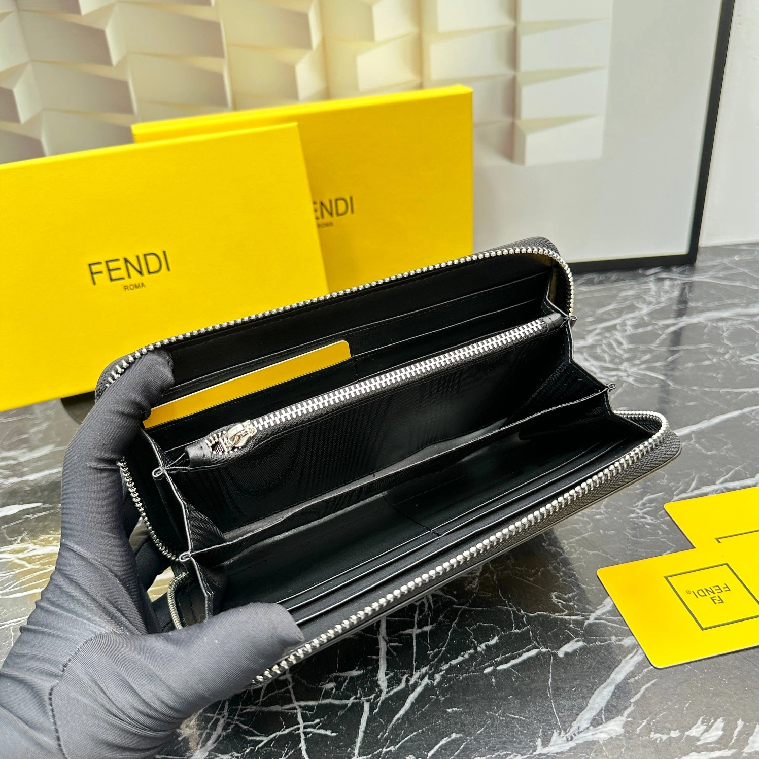 Fendi Wallets For Unisex Refined 7676