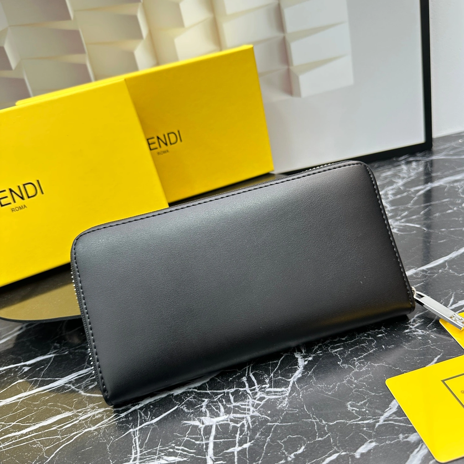 Fendi Wallets For Unisex Trendy 9947