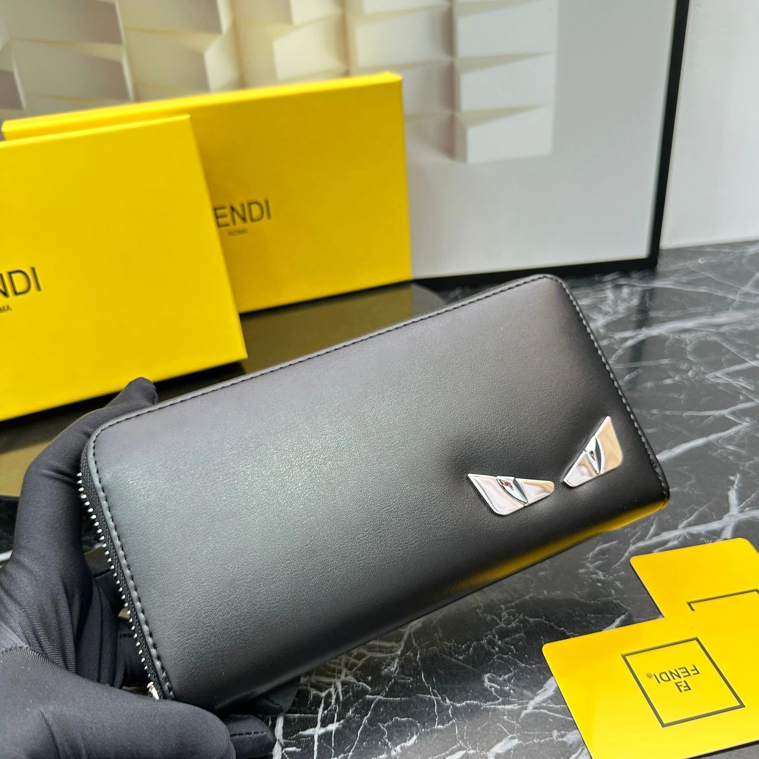 Fendi Wallets For Unisex Trendy 9947