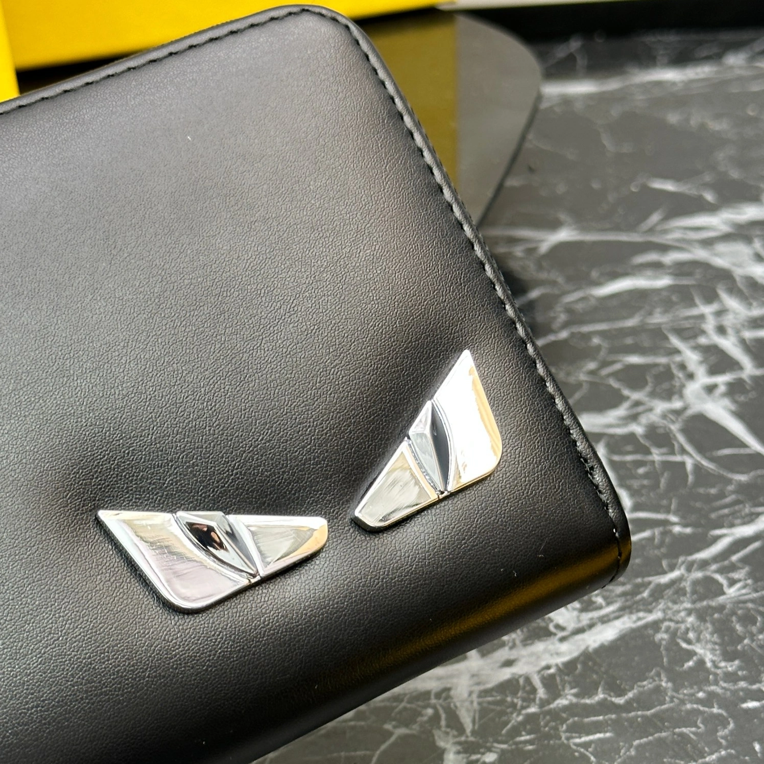 Fendi Wallets For Unisex Trendy 9947
