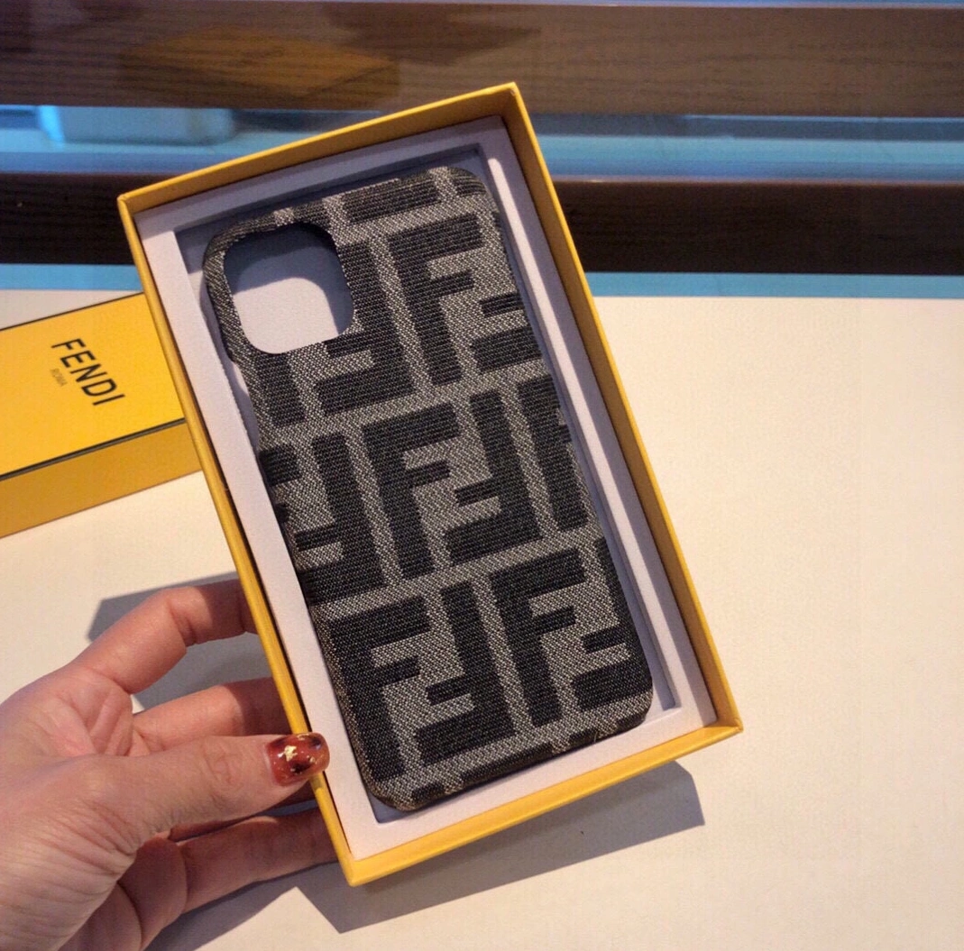 Fendi iPhone Case Minimalist 5857