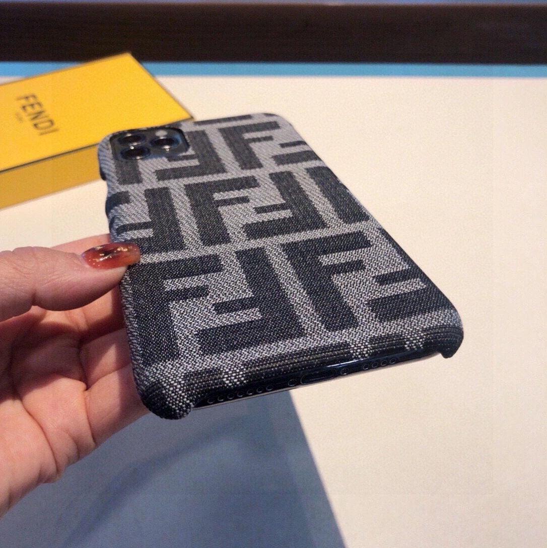 Fendi iPhone Case Minimalist 5857