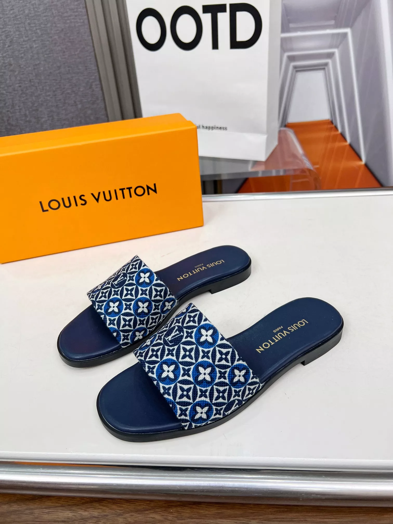 Flexible 1002 Louis Vuitton Slippers For Women