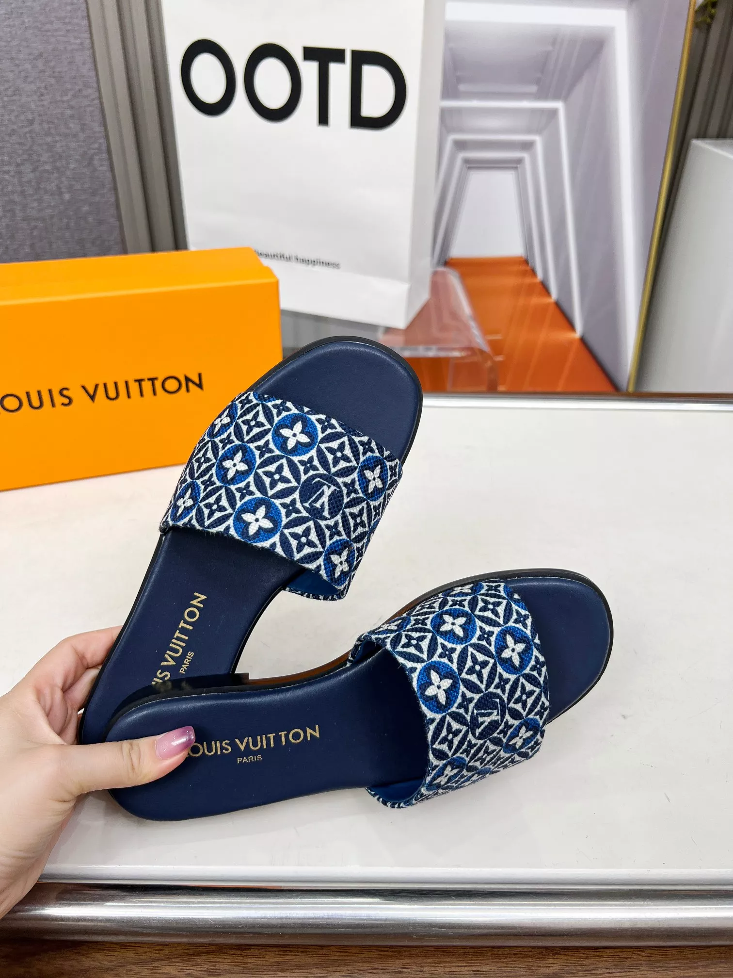 Flexible 1002 Louis Vuitton Slippers For Women