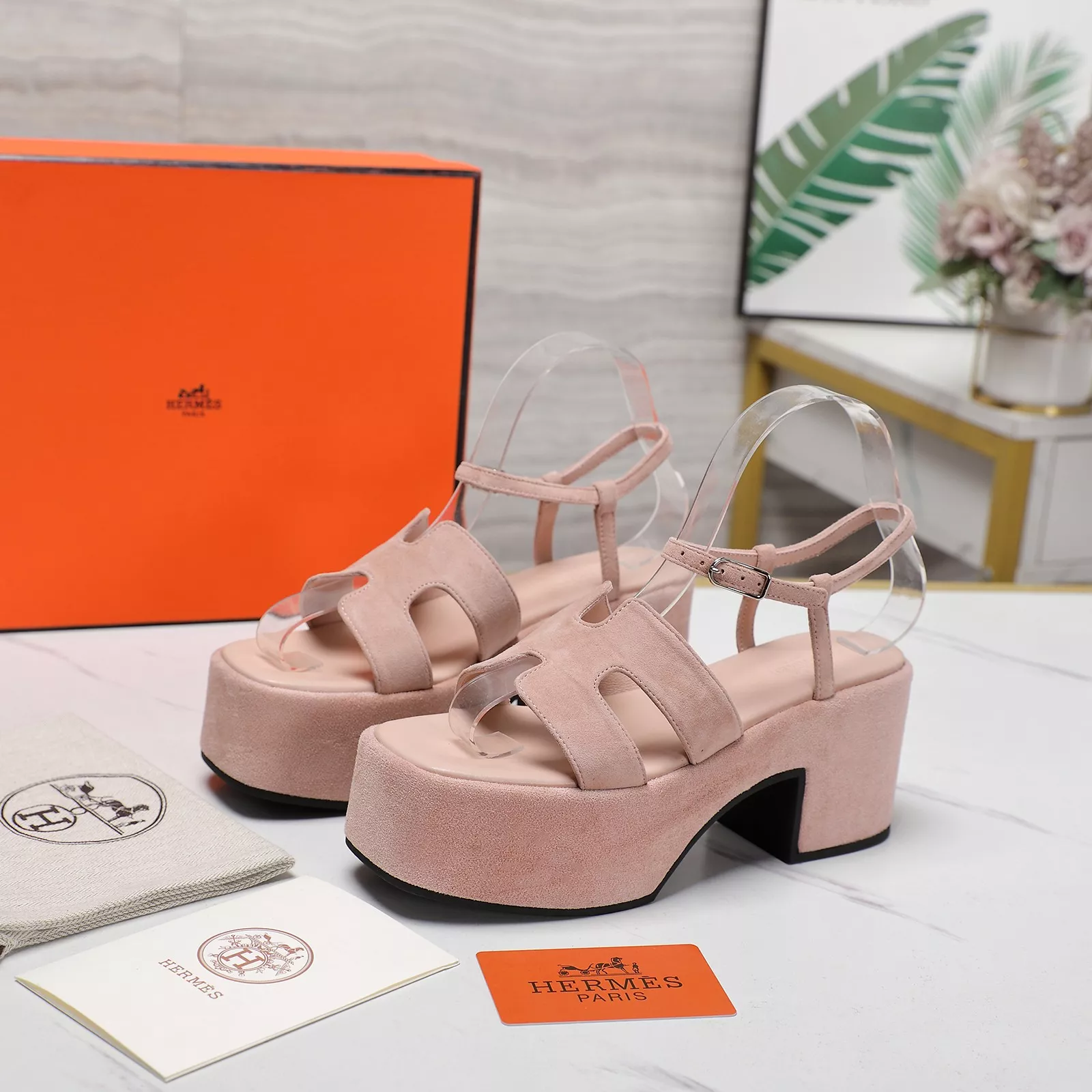 Flexible 1033 Hermes Sandal For Women
