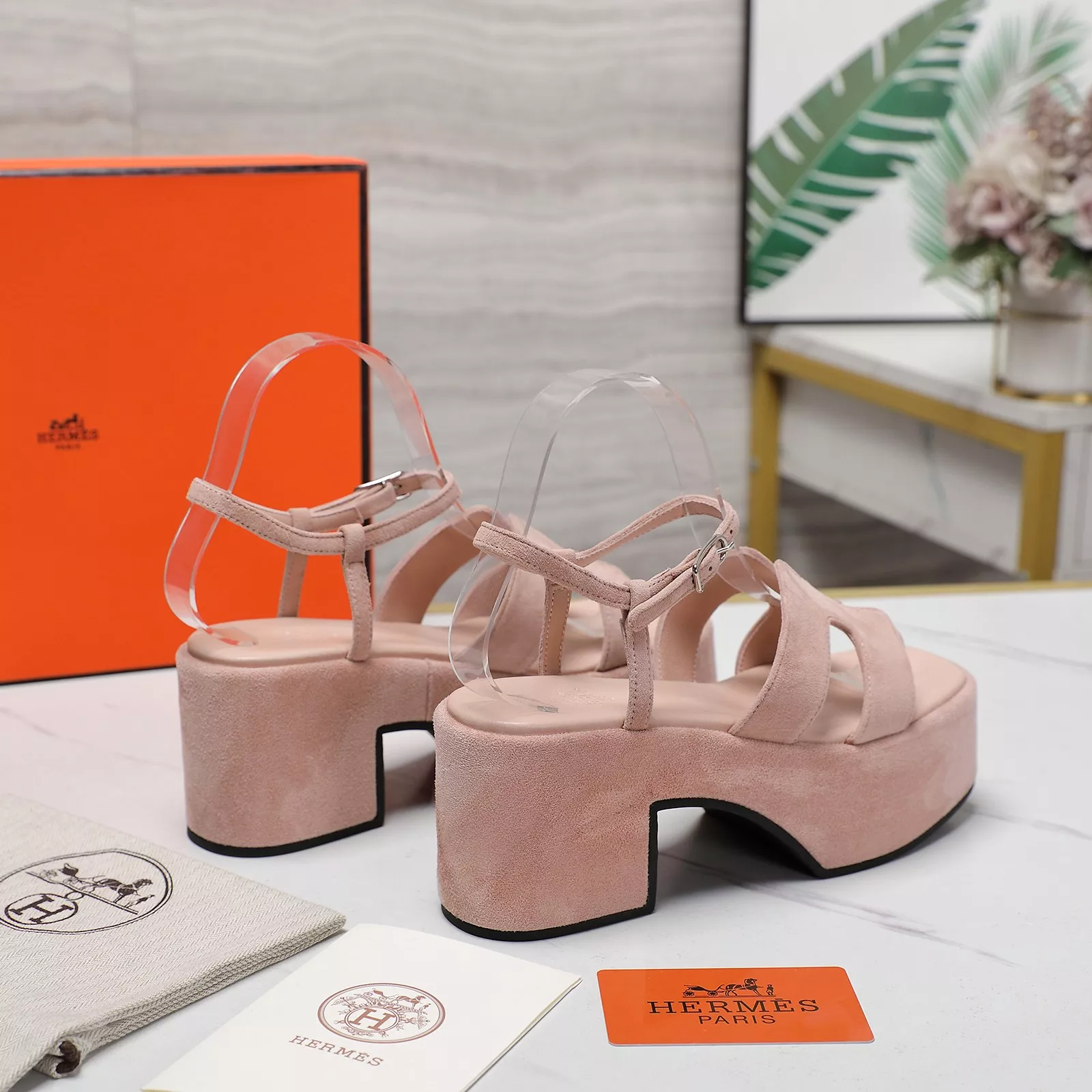 Flexible 1033 Hermes Sandal For Women