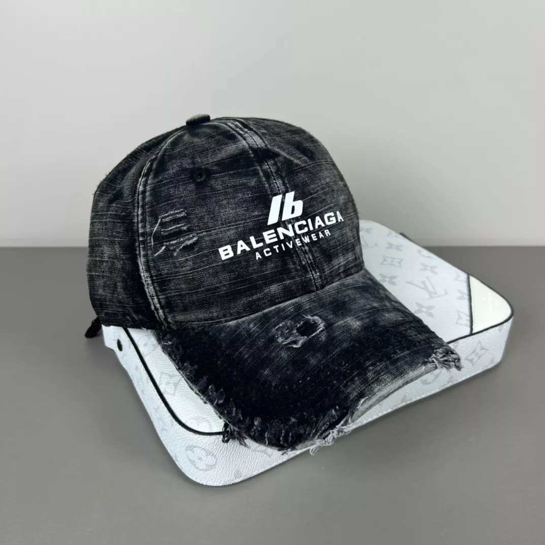 Flexible 1140 Balenciaga Caps