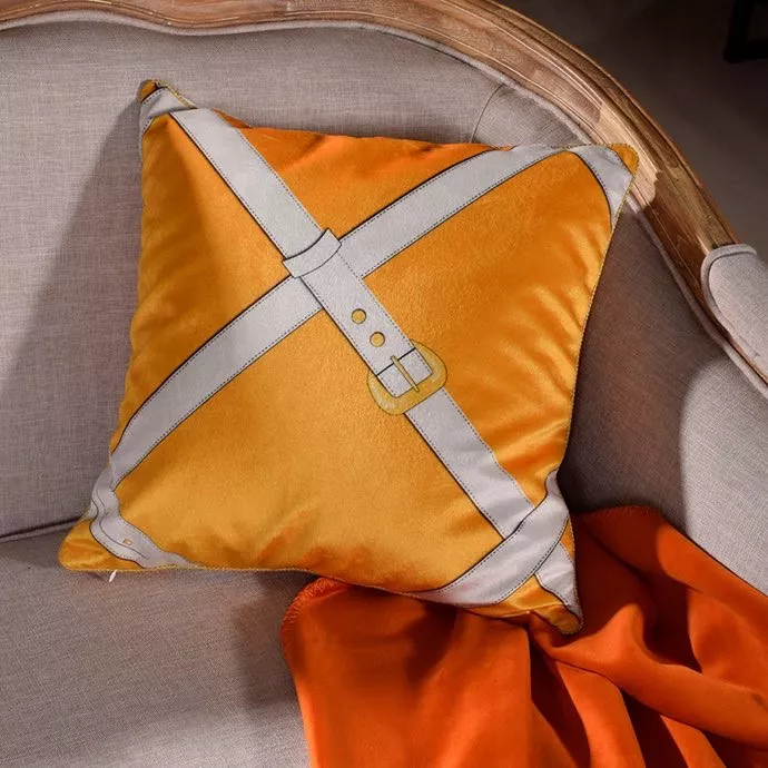 Flexible 1245 Hermes Cushion