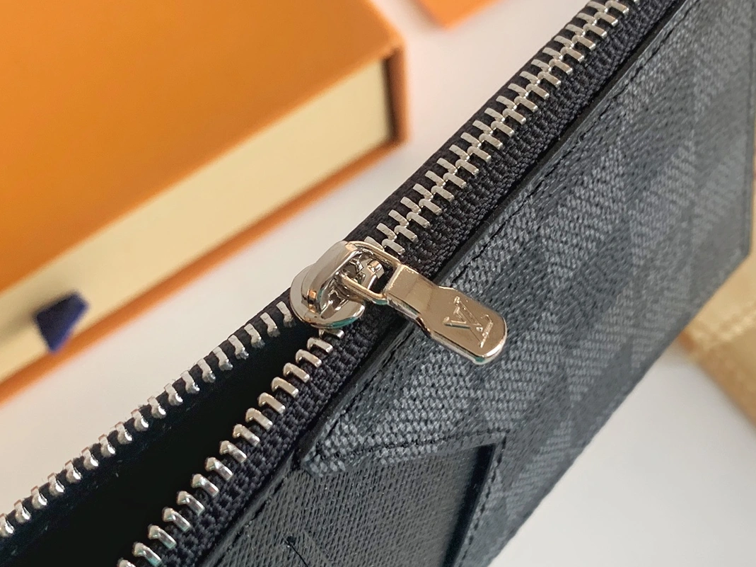 Flexible 1288 Louis Vuitton Card Case For Unisex