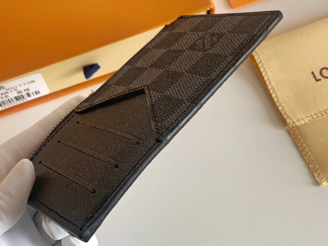 Flexible 1288 Louis Vuitton Card Case For Unisex