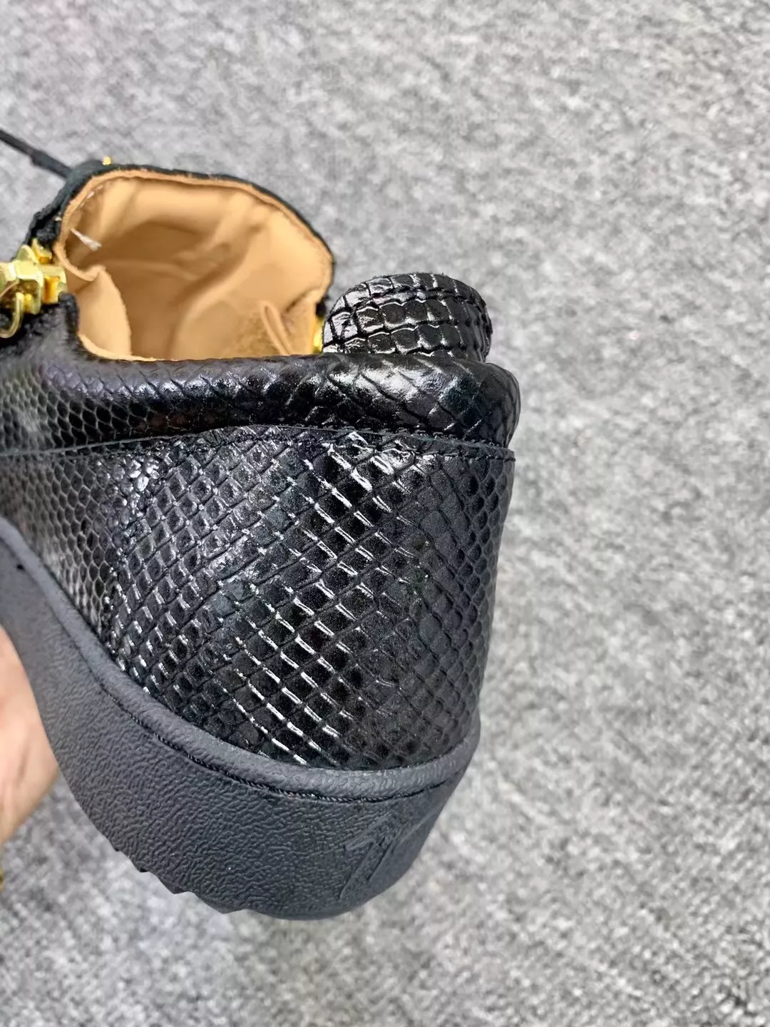 Flexible 132 Giuseppe Zanotti Casual Shoes For Men