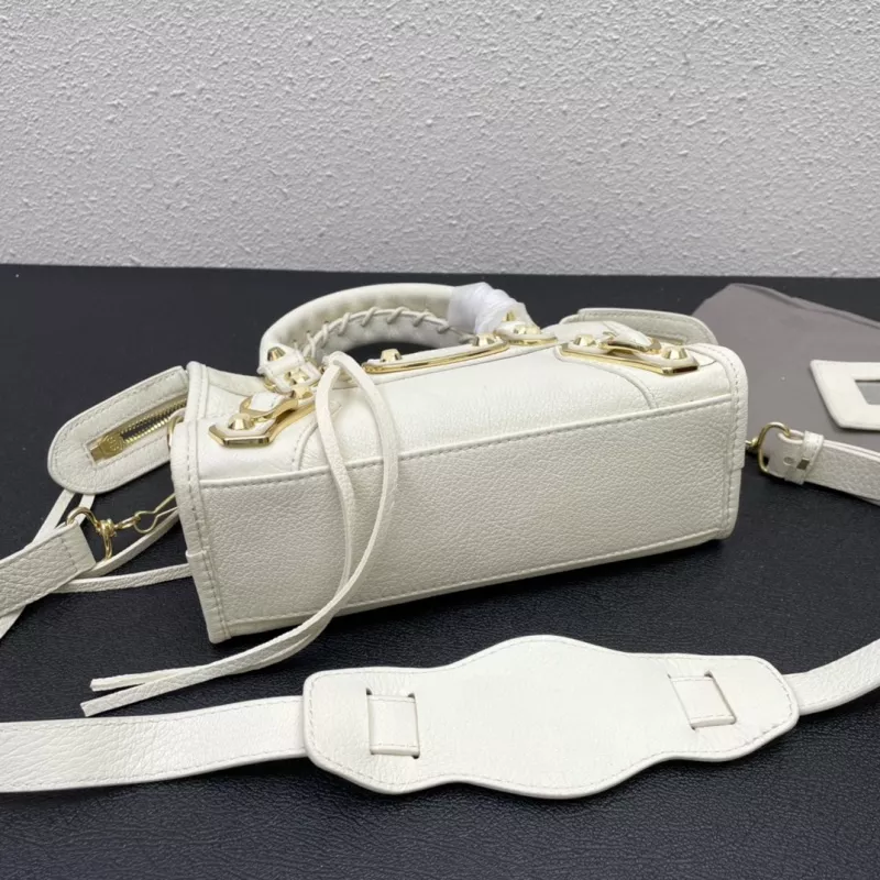 Flexible 1356 Balenciaga AAA Quality Handbags For Women