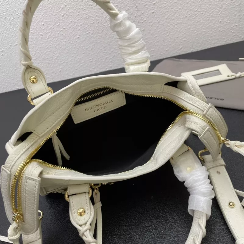 Flexible 1356 Balenciaga AAA Quality Handbags For Women