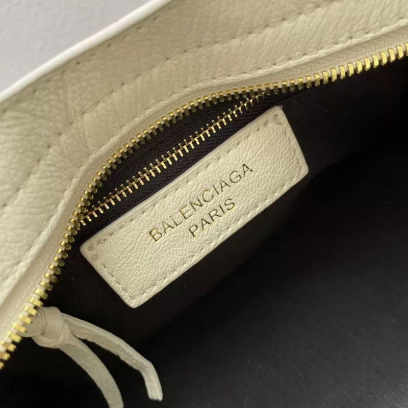 Flexible 1356 Balenciaga AAA Quality Handbags For Women