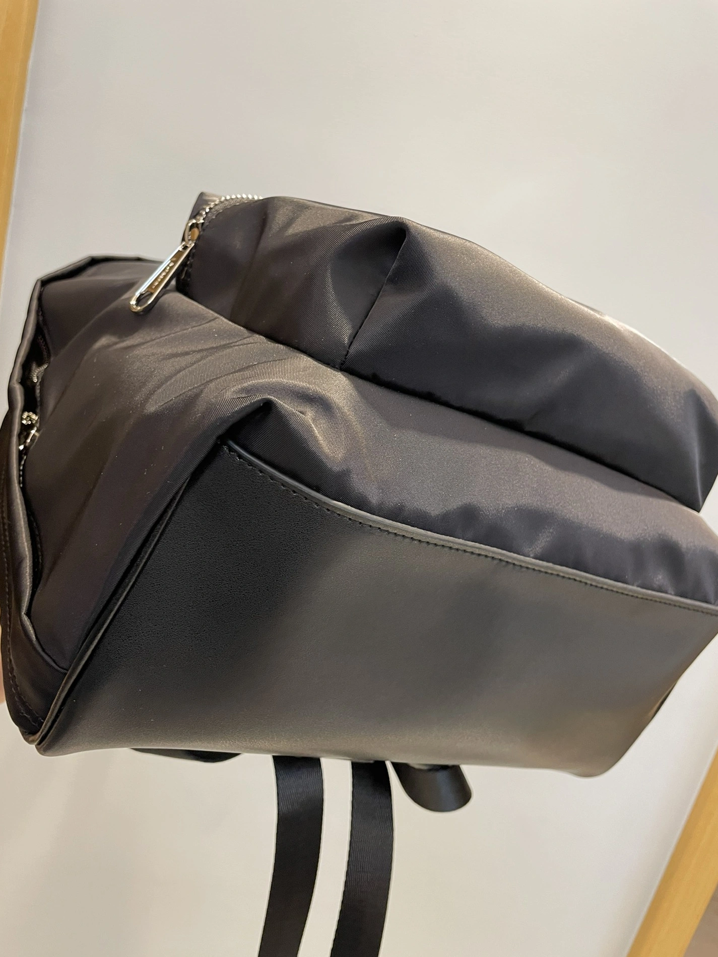 Flexible 1422 Burberry AAA Man Backpacks