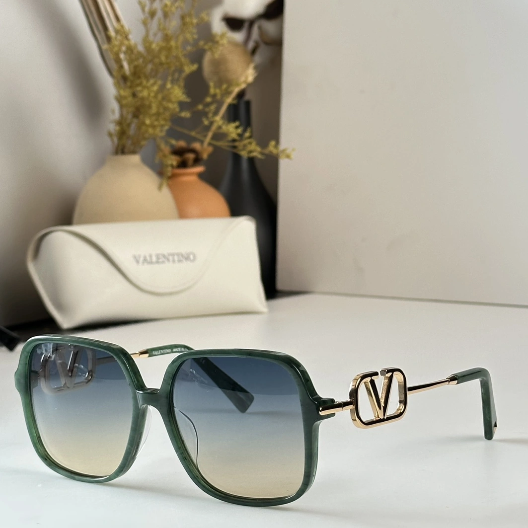Flexible 1429 Valentino AAA Quality Sunglasses
