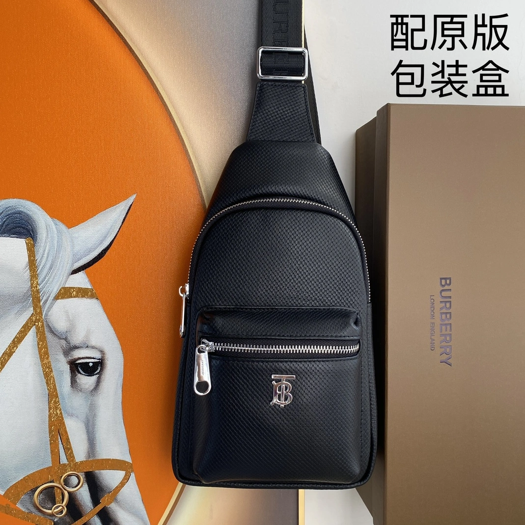 Flexible 1591 Burberry AAA Man Messenger Bags