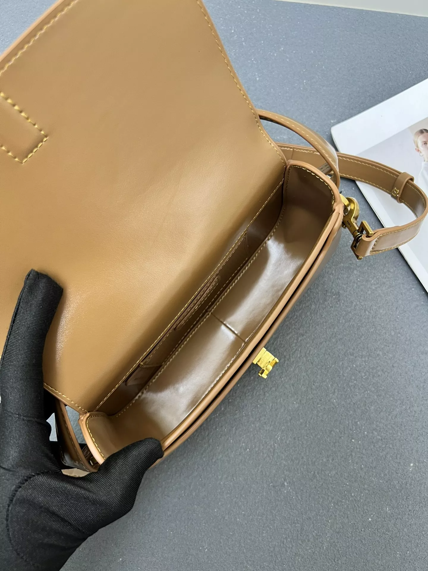 Flexible 1641 Yves Saint Laurent YSL AAA Quality Messenger Bags For Women