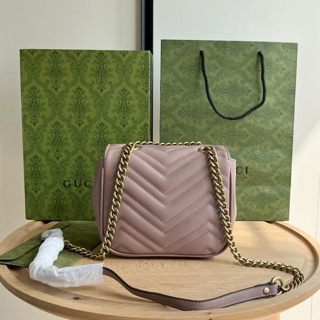 Flexible 1725 Gucci AAA Quality Messenger Bags For Women
