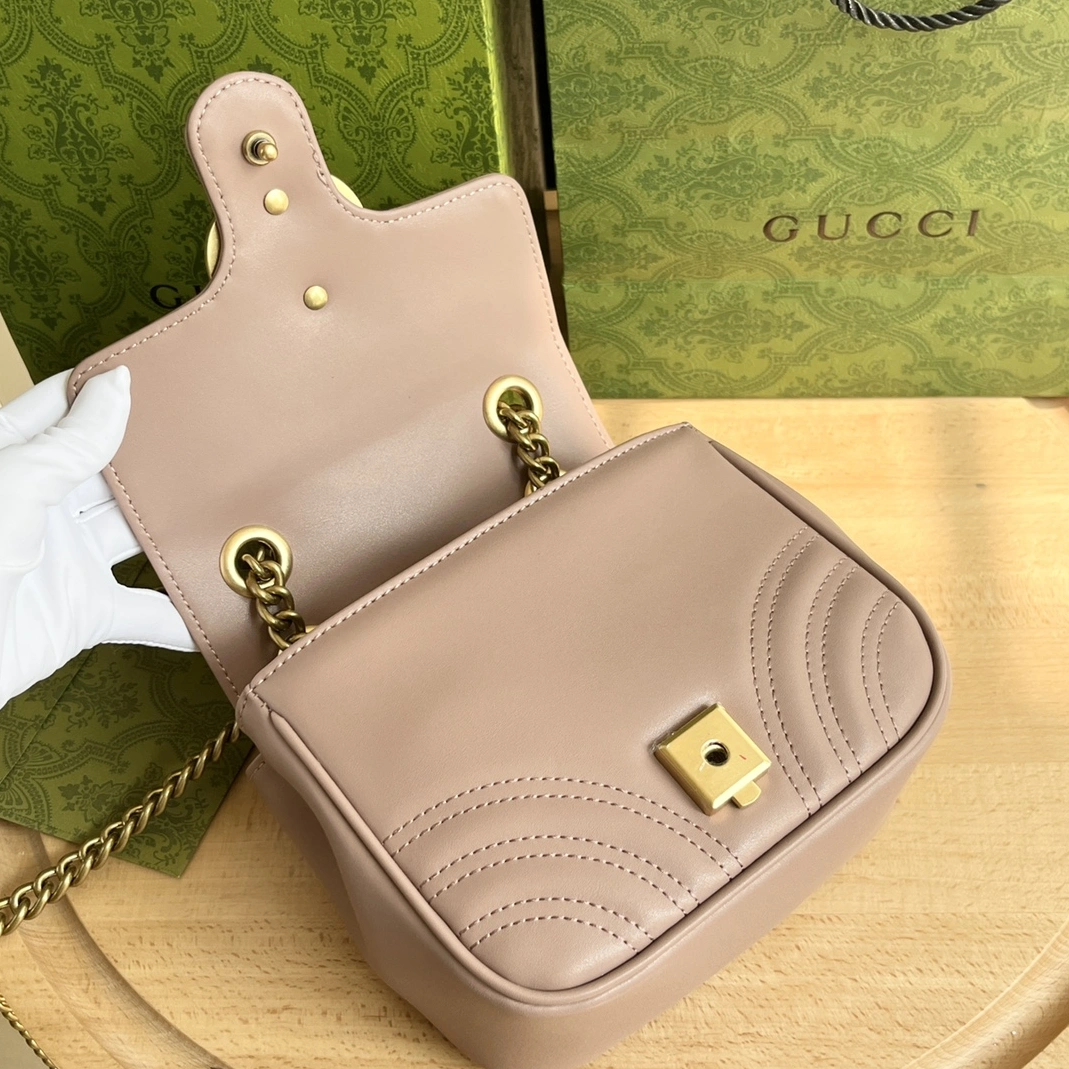 Flexible 1725 Gucci AAA Quality Messenger Bags For Women