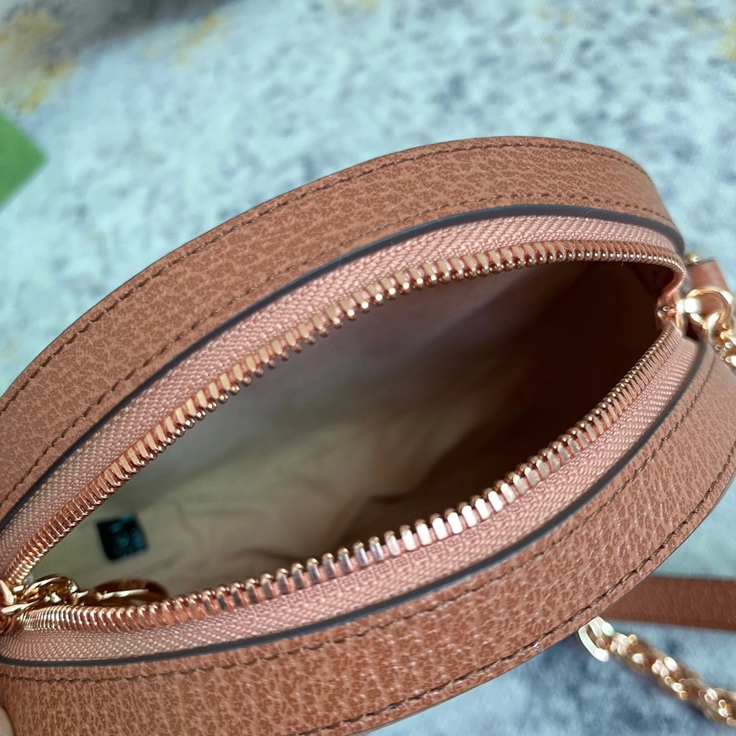 Flexible 1839 Gucci AAA Quality Messenger Bags For Women