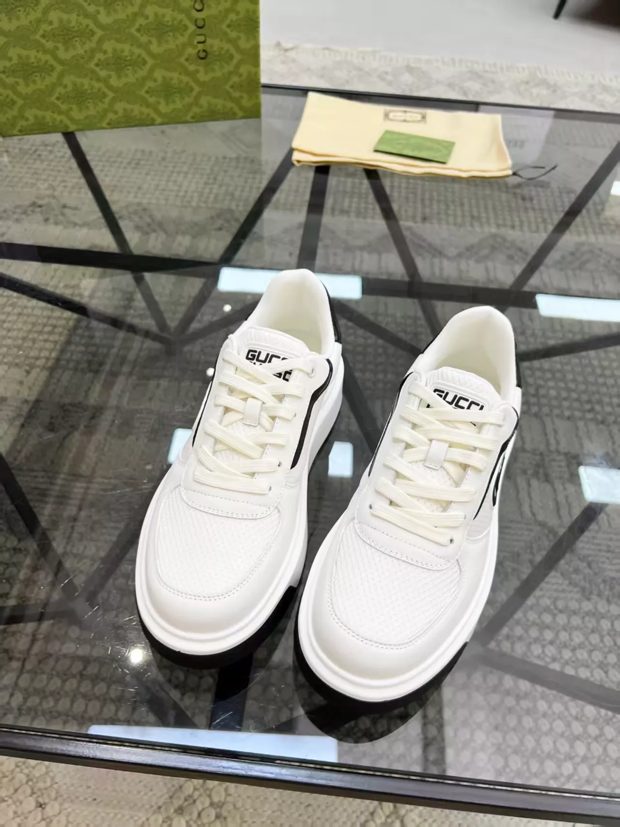 Flexible 1878 Gucci Casual Shoes For Men