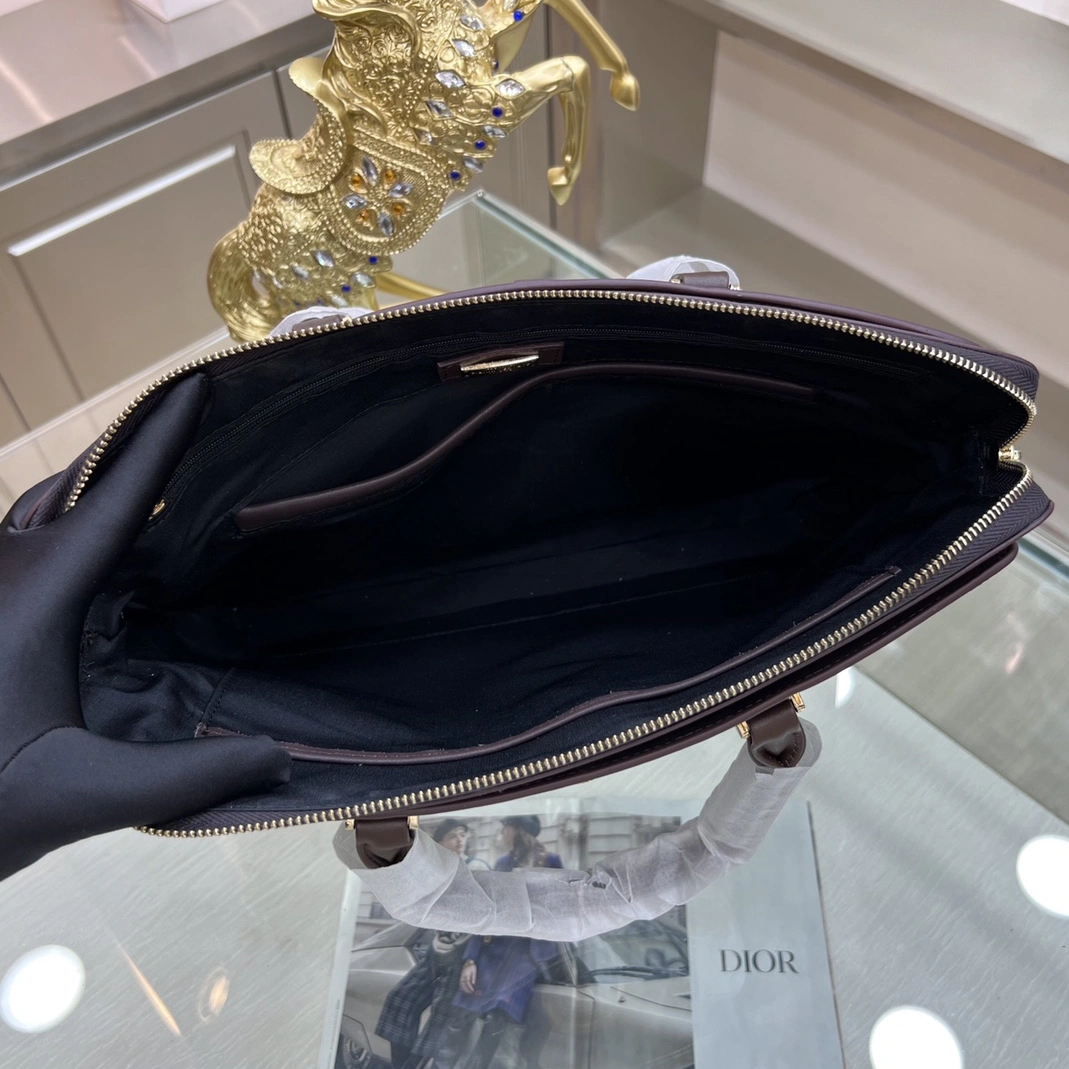 Flexible 2048 Versace AAA Man Handbags