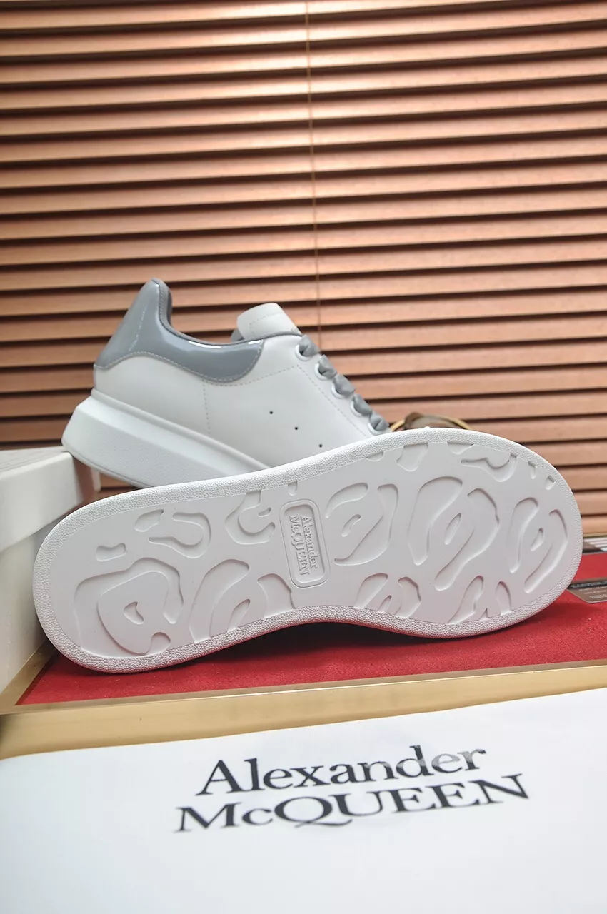 Flexible 2087 Alexander McQueen Casual Shoes For Women