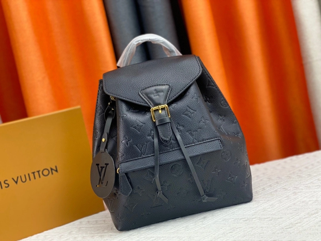Flexible 2099 Louis Vuitton AAA Quality Backpacks For Women